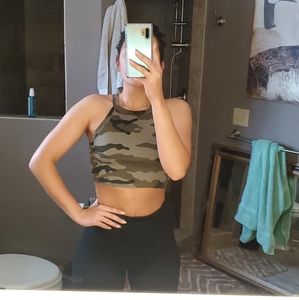 SOLD ON MERC  zara crop top